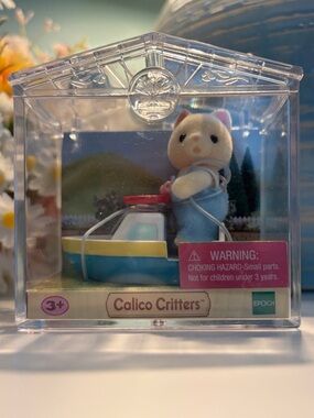 Calico Critters Baby Carry Case Flocked Cat with Blue Overalls & Boat NIB